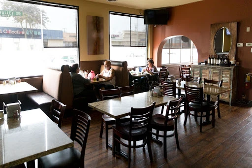 Angelo's Italian Restaurant & Pizzeria